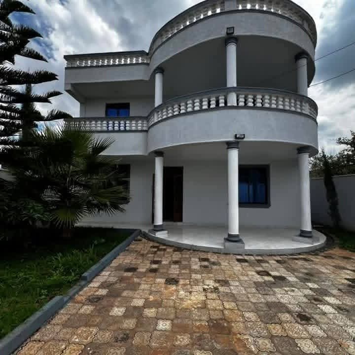 Elegant 5 Bedroom Mansion To Let — Utawala Mihango